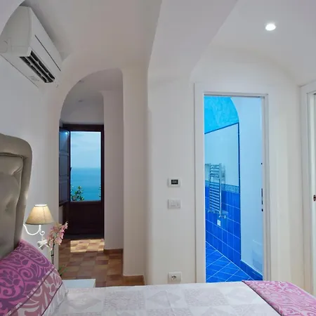 Golden Vaults 1st Floor Sea View Balcony