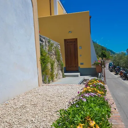 Golden Vaults 1st Floor Sea View Balcony Apartment Praiano