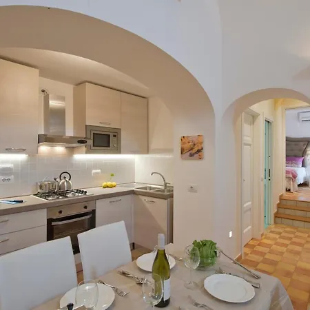 Golden Vaults 1st Floor Sea View Balcony Apartment Praiano