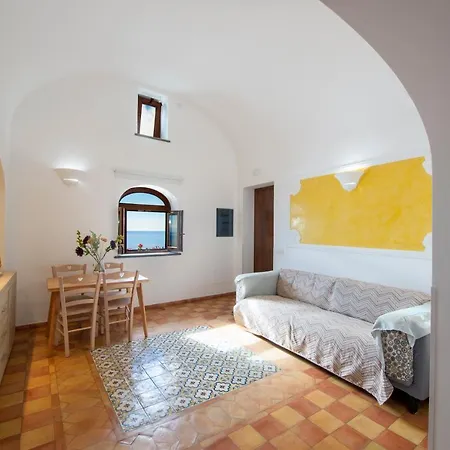 Golden Vaults 1st Floor Sea View Balcony Apartment *
